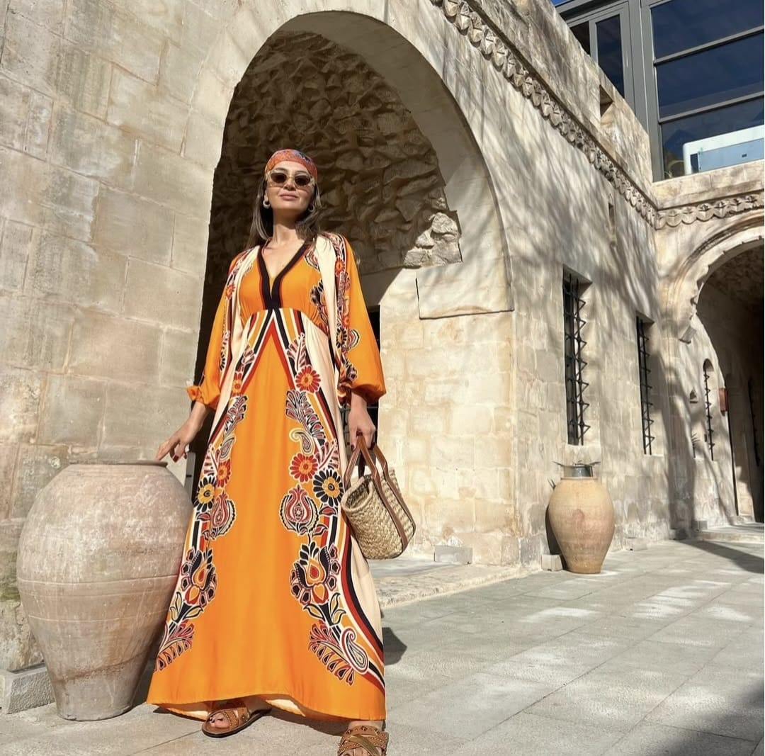 Robe longue bohème imprimée orange – Fluide & lumineuse - Fenomen Paris