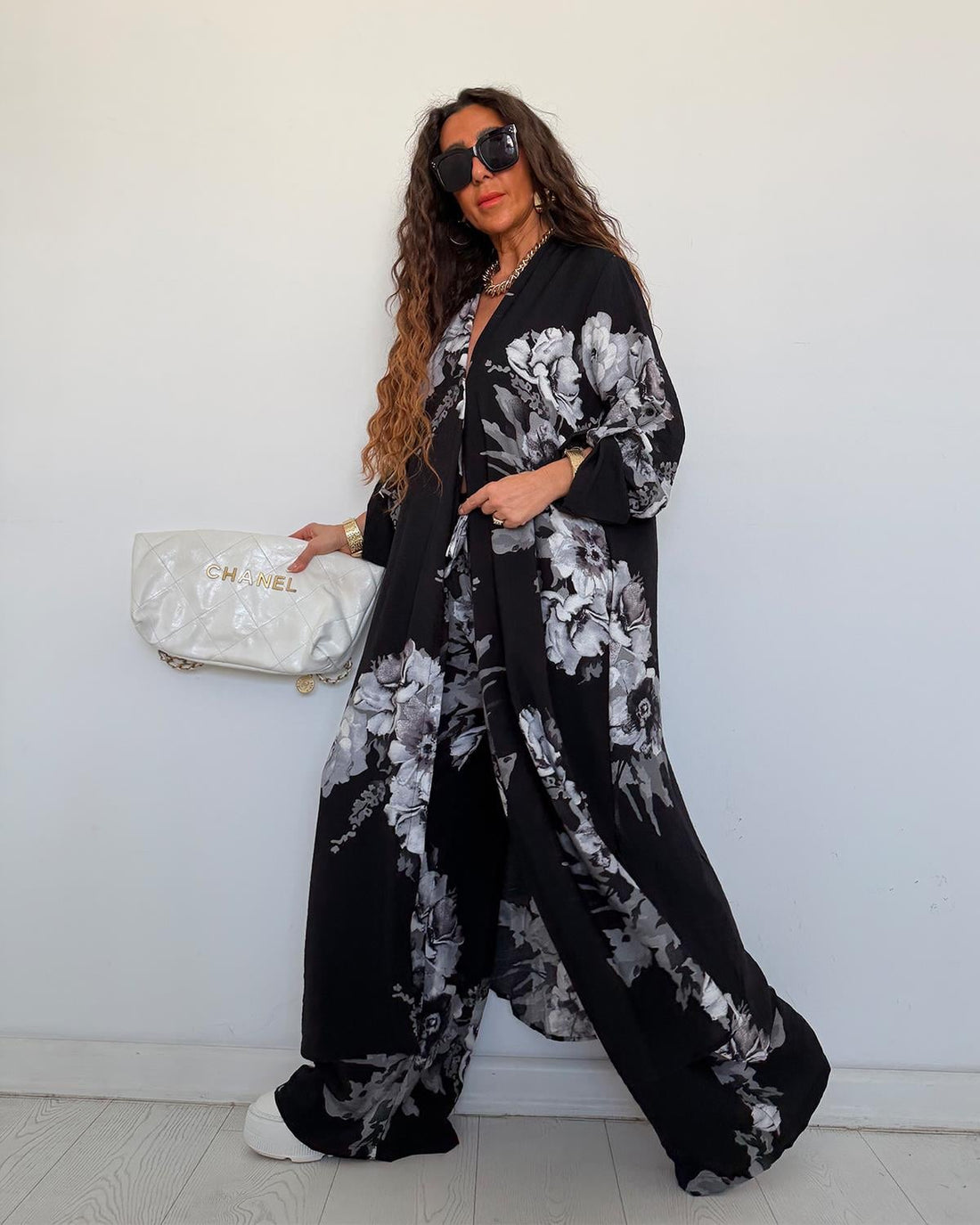 Ensemble chemise longue & pantalon fleuri – Noir - Fenomen Paris