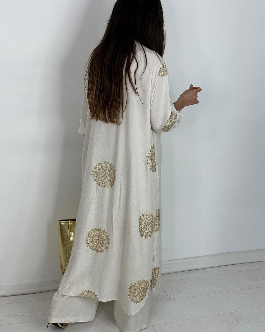 Ensemble chemise longue & pantalon fluide – Écru imprimé doré - Fenomen Paris