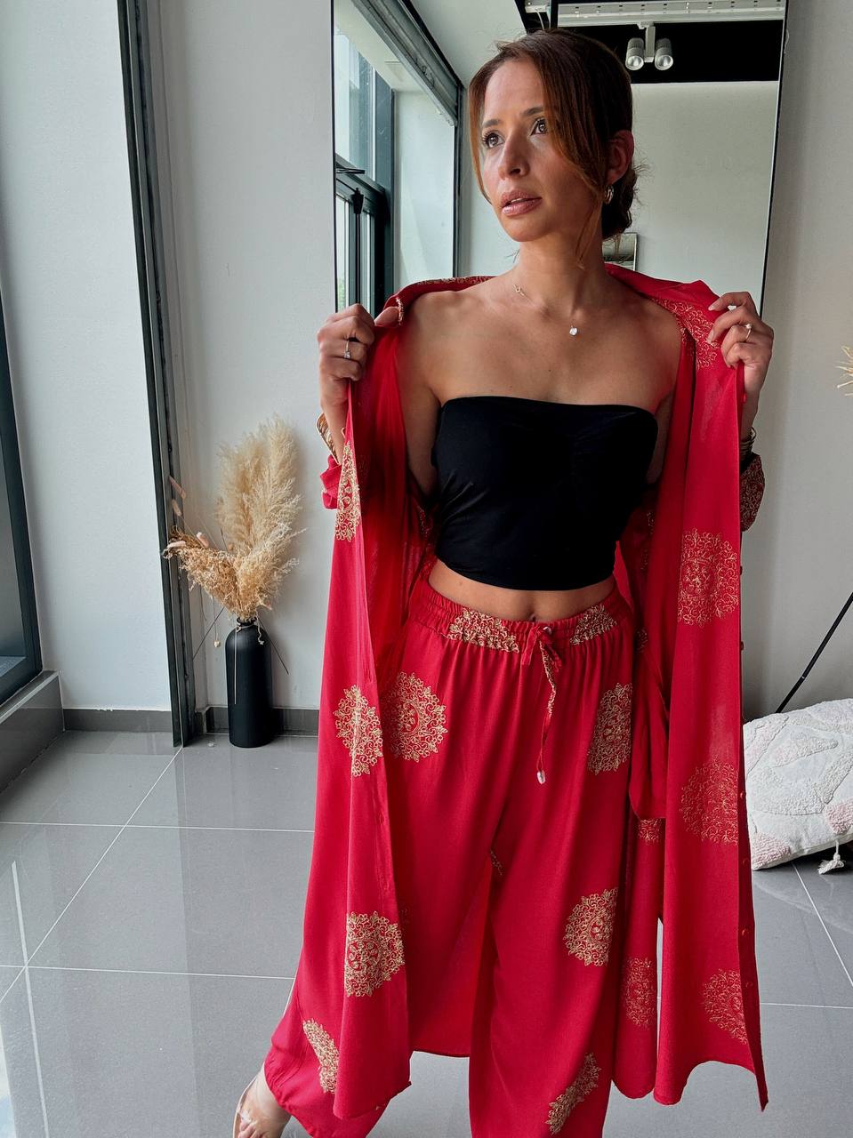 Ensemble Bohème Chic brodé doré – Chemise Longue & Pantalon Fluide - ROUGE - Fenomen Paris