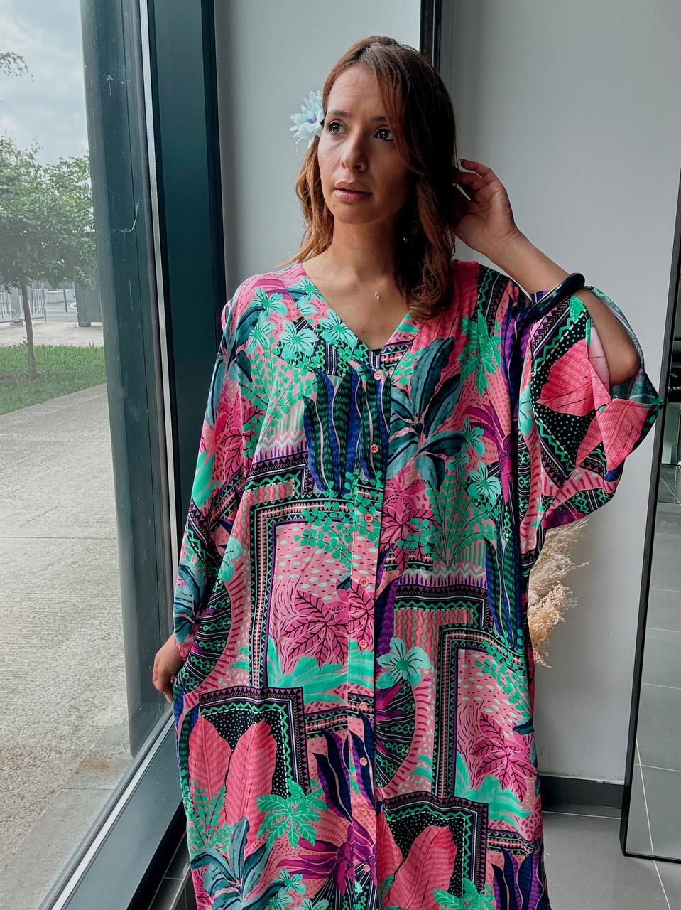 Robe longue oversize imprimé tropical multicolore – Style bohème exotique - Fenomen Paris