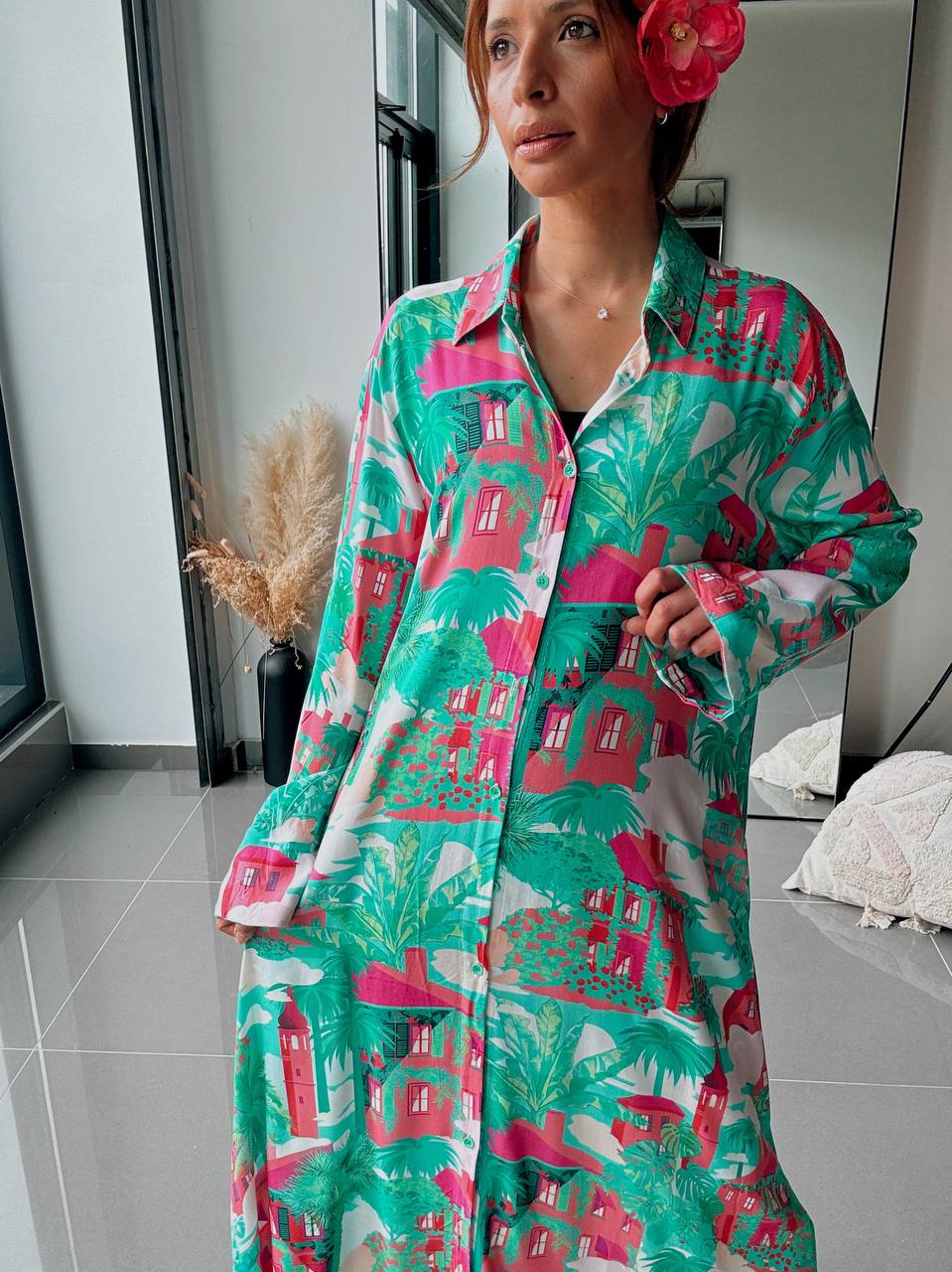 Robe chemise longue imprimé tropical – Élégance colorée & esprit vacances - Fenomen Paris