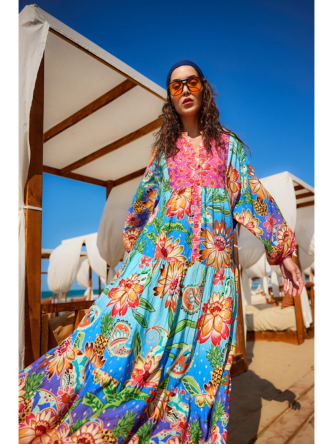 Robe Longue Tropicale – L'éclat de l'été en une seule pièce
