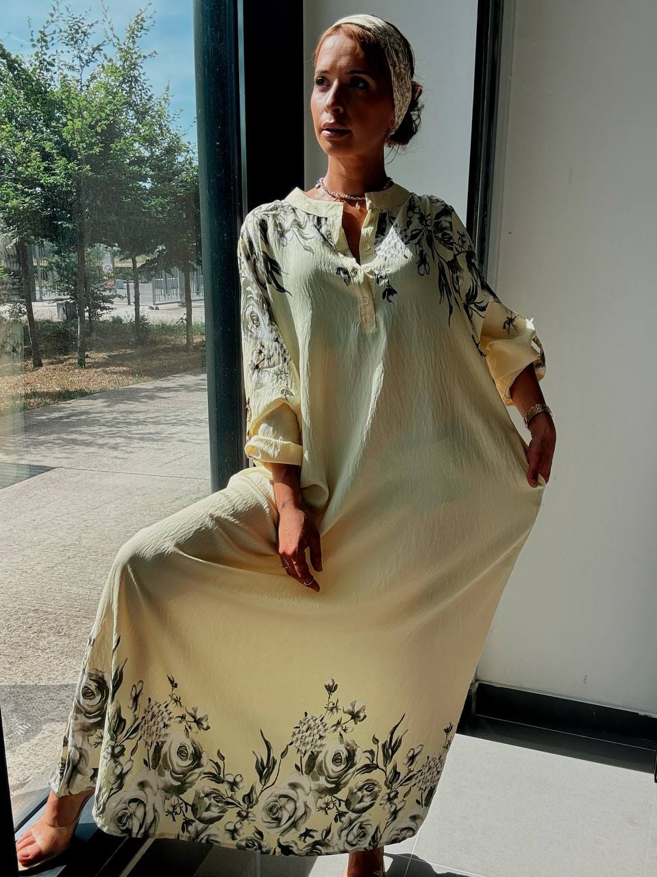 Robe Longue Fluide à Imprimé Floral – Jaune Pastel