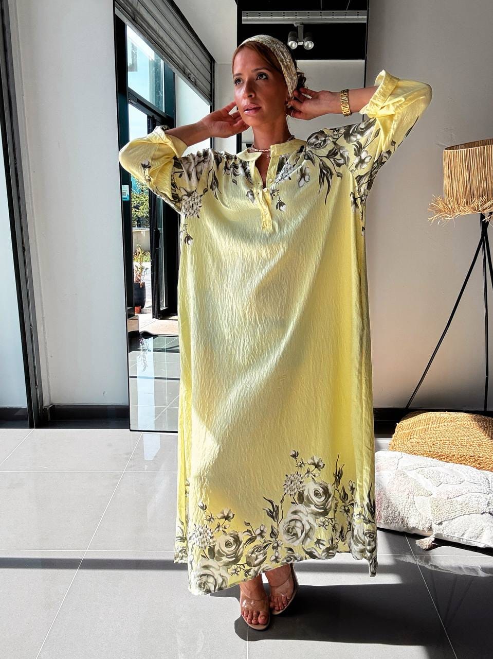 Robe Longue Fluide à Imprimé Floral – Jaune Pastel