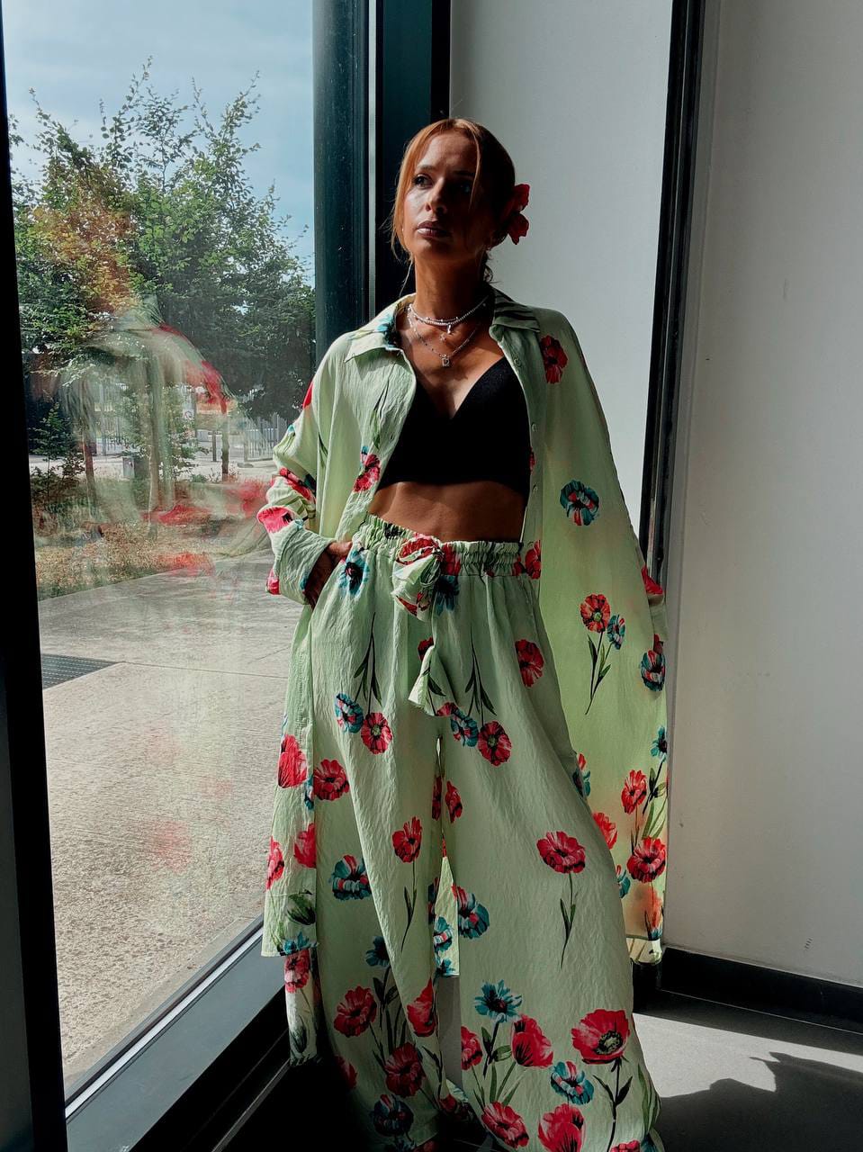 Ensemble Chemise Longue & Pantalon Fluide à Imprimé Coquelicots – Vert Amande