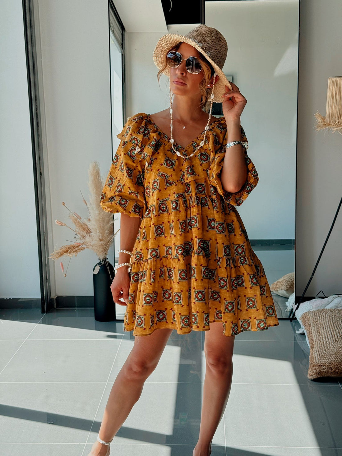 Robe courte bohème moutarde à imprimé géométrique -AEL215-000-MT - Fenomen Paris