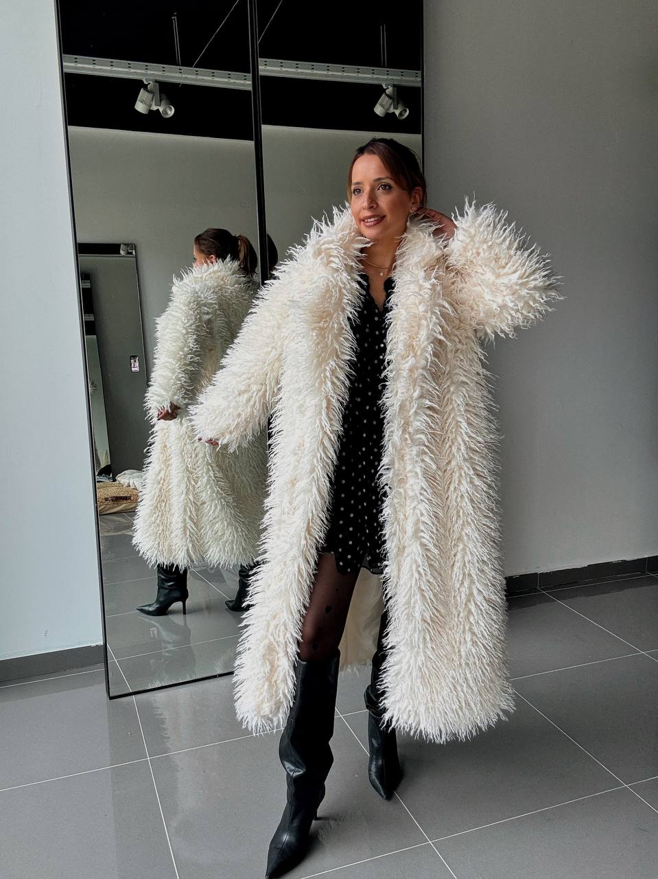 Manteau Long Effet Fourrure –  Intense & Volume Oversize - Fenomen Paris