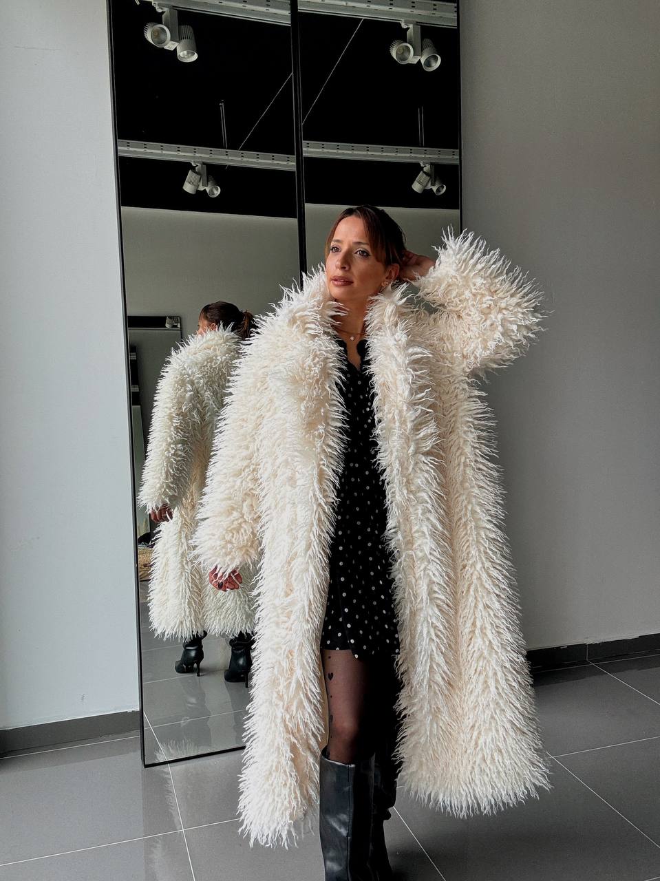Manteau Long Effet Fourrure –  Intense & Volume Oversize - Fenomen Paris