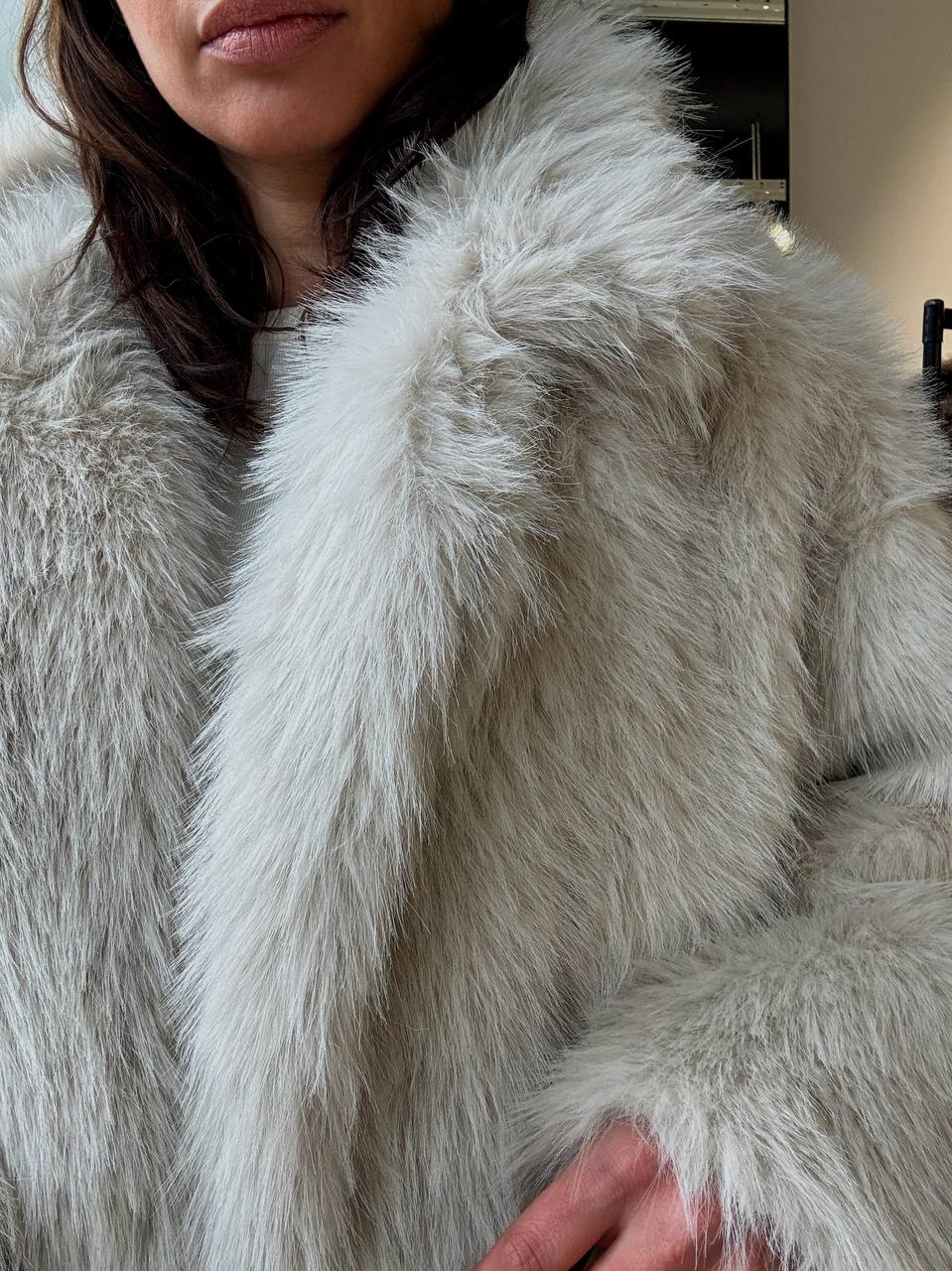 Manteau Fausse Fourrure  –  Intense & Volume Oversize Blanc Cassé - Fenomen Paris
