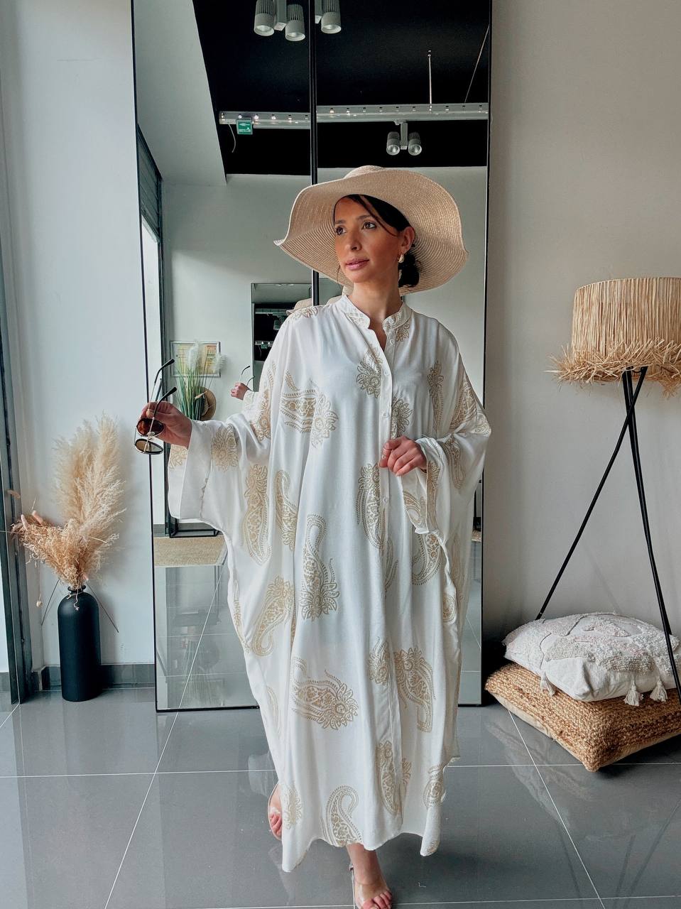 Robe chemise longue bohème à broderies dorées - Fenomen Paris